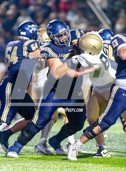 Thumbnail 3 in Briarwood Christian vs. Moody (AHSAA 5A Round 3) photogallery.