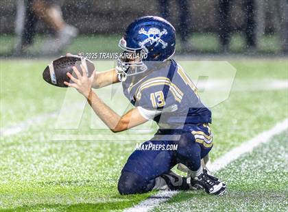 Thumbnail 2 in Briarwood Christian vs. Moody (AHSAA 5A Round 3) photogallery.