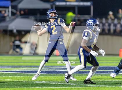 Thumbnail 1 in Briarwood Christian vs. Moody (AHSAA 5A Round 3) photogallery.