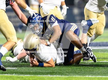Thumbnail 3 in Briarwood Christian vs. Moody (AHSAA 5A Round 3) photogallery.
