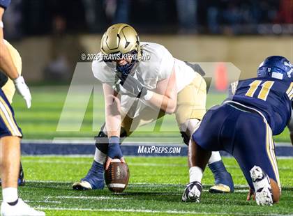 Thumbnail 3 in Briarwood Christian vs. Moody (AHSAA 5A Round 3) photogallery.