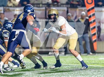 Thumbnail 2 in Briarwood Christian vs. Moody (AHSAA 5A Round 3) photogallery.