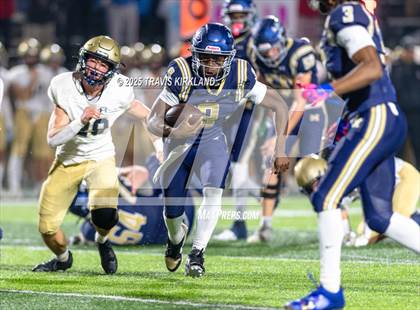 Thumbnail 2 in Briarwood Christian vs. Moody (AHSAA 5A Round 3) photogallery.