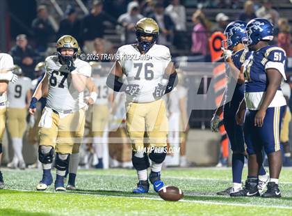 Thumbnail 2 in Briarwood Christian vs. Moody (AHSAA 5A Round 3) photogallery.