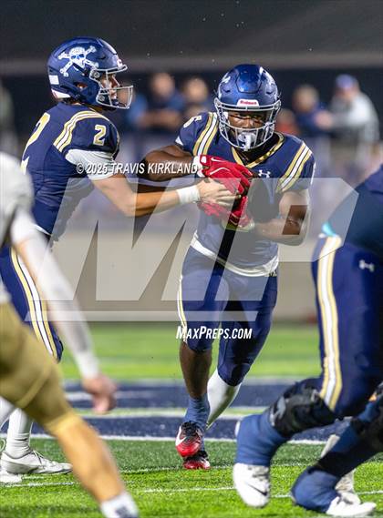 Thumbnail 1 in Briarwood Christian vs. Moody (AHSAA 5A Round 3) photogallery.