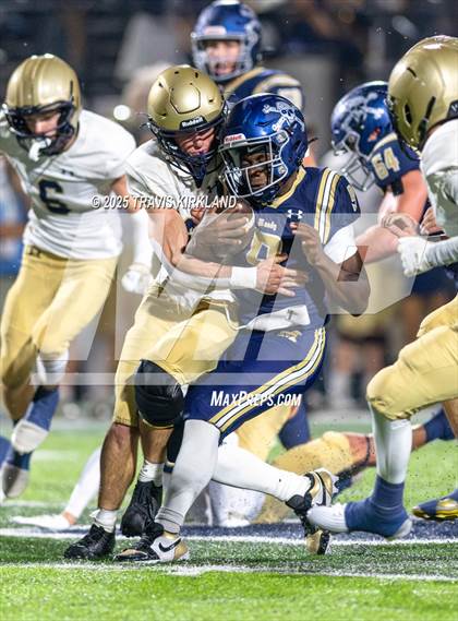 Thumbnail 1 in Briarwood Christian vs. Moody (AHSAA 5A Round 3) photogallery.