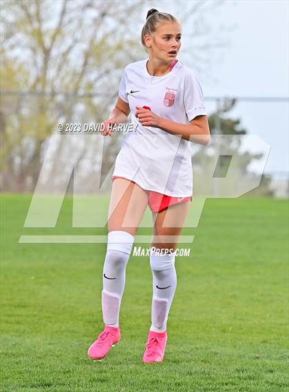 Thumbnail 2 in Regis Jesuit vs Ralston Valley (CHSAA 5A Playoff) photogallery.