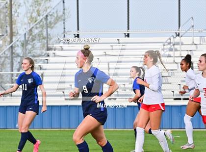 Thumbnail 2 in Regis Jesuit vs Ralston Valley (CHSAA 5A Playoff) photogallery.