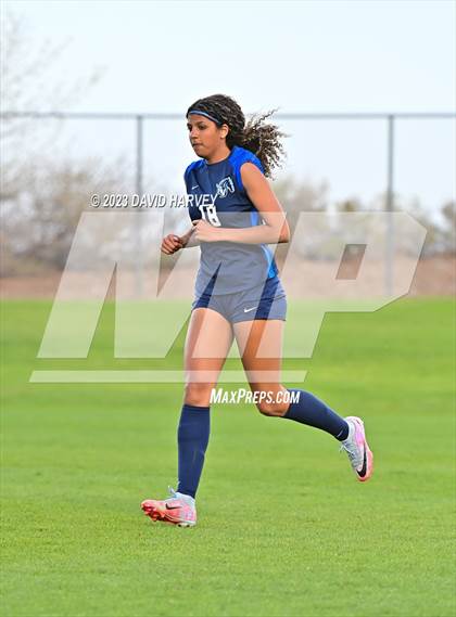 Thumbnail 1 in Regis Jesuit vs Ralston Valley (CHSAA 5A Playoff) photogallery.