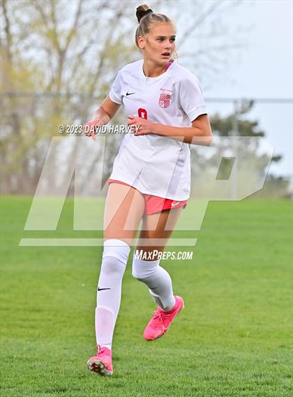 Thumbnail 3 in Regis Jesuit vs Ralston Valley (CHSAA 5A Playoff) photogallery.