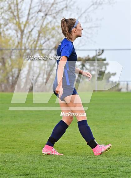 Thumbnail 1 in Regis Jesuit vs Ralston Valley (CHSAA 5A Playoff) photogallery.