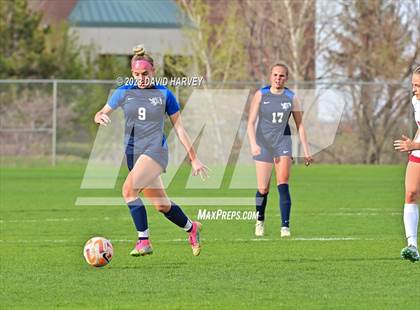 Thumbnail 2 in Regis Jesuit vs Ralston Valley (CHSAA 5A Playoff) photogallery.