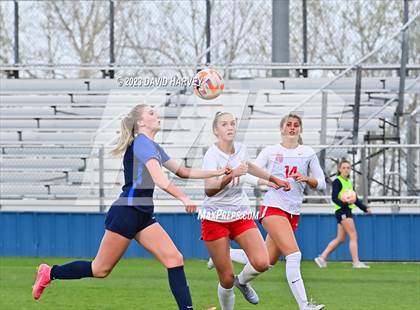 Thumbnail 2 in Regis Jesuit vs Ralston Valley (CHSAA 5A Playoff) photogallery.