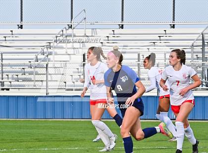 Thumbnail 3 in Regis Jesuit vs Ralston Valley (CHSAA 5A Playoff) photogallery.
