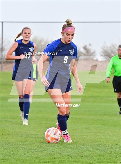 Thumbnail 1 in Regis Jesuit vs Ralston Valley (CHSAA 5A Playoff) photogallery.