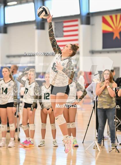 Thumbnail 3 in James Logan vs. Flagstaff (Nike TOC Southwest) photogallery.