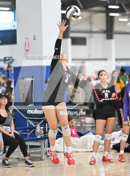 Thumbnail 3 in James Logan vs. Flagstaff (Nike TOC Southwest) photogallery.