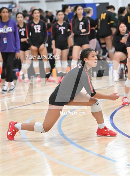 Thumbnail 3 in James Logan vs. Flagstaff (Nike TOC Southwest) photogallery.