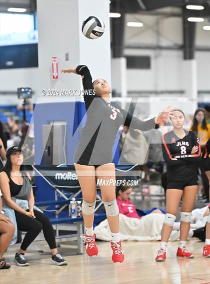 Thumbnail 1 in James Logan vs. Flagstaff (Nike TOC Southwest) photogallery.
