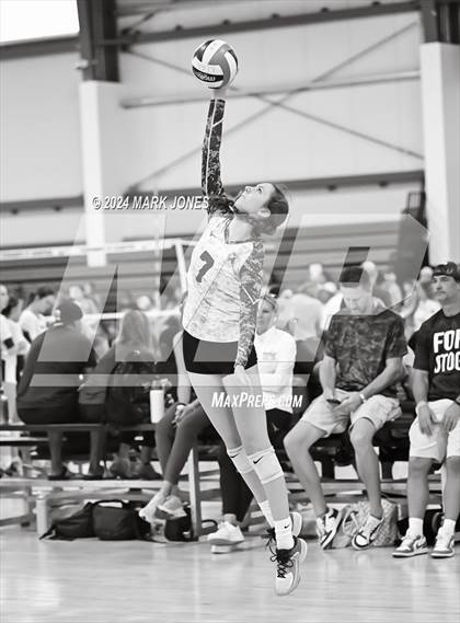 Thumbnail 2 in James Logan vs. Flagstaff (Nike TOC Southwest) photogallery.