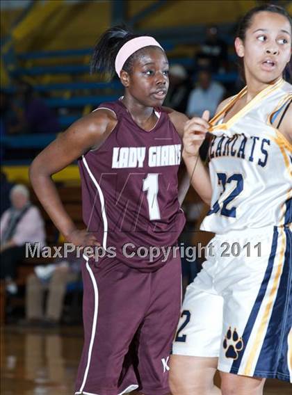Thumbnail 3 in Kalamazoo Central vs. Central photogallery.