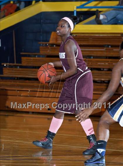 Thumbnail 3 in Kalamazoo Central vs. Central photogallery.