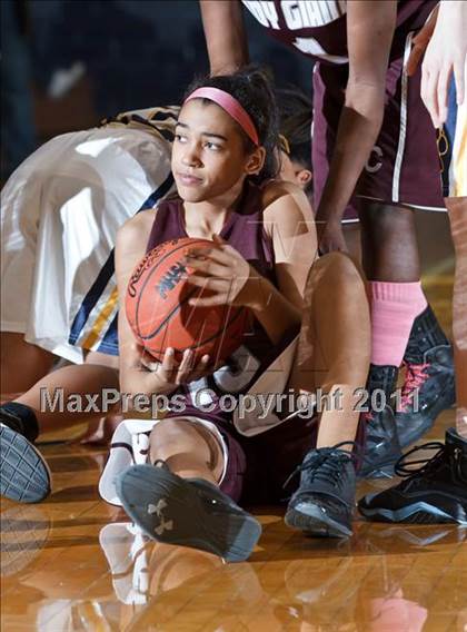 Thumbnail 3 in Kalamazoo Central vs. Central photogallery.