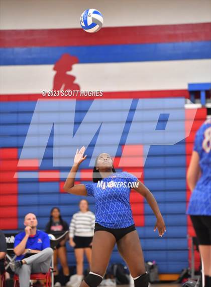 Thumbnail 1 in Overton @ McGavock photogallery.