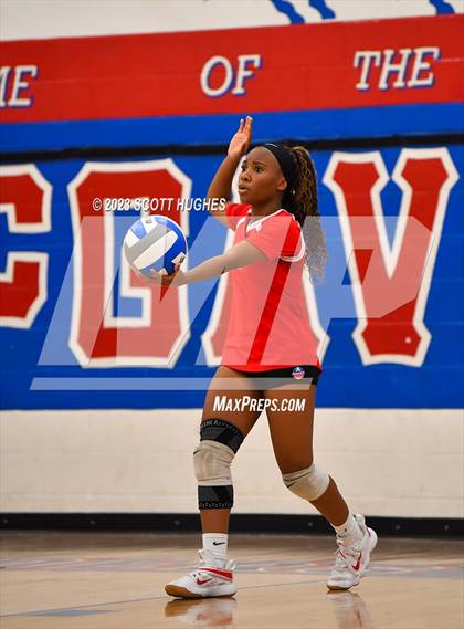 Thumbnail 2 in Overton @ McGavock photogallery.