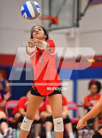 Thumbnail 2 in Overton @ McGavock photogallery.