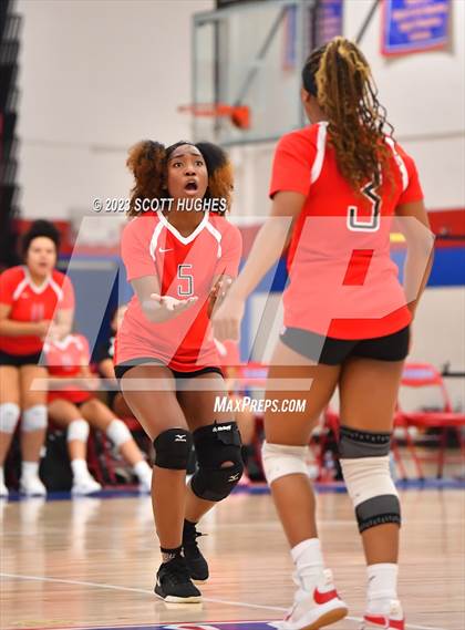 Thumbnail 2 in Overton @ McGavock photogallery.