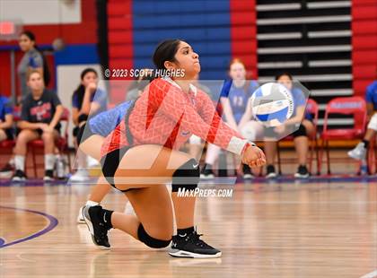 Thumbnail 2 in Overton @ McGavock photogallery.