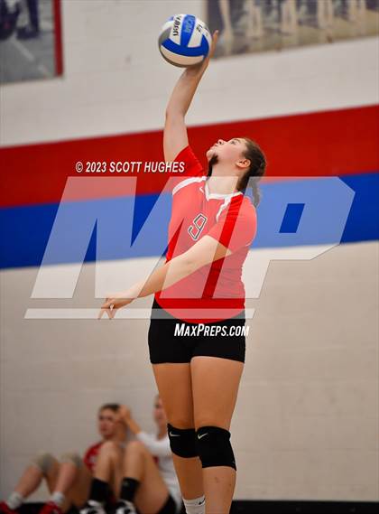 Thumbnail 2 in Overton @ McGavock photogallery.
