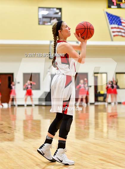 Thumbnail 2 in Pangburn vs. Bigelow (AAA 2A District Playoff) photogallery.