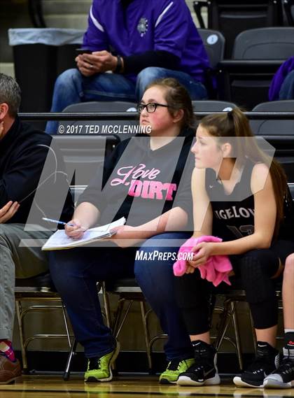 Thumbnail 3 in Pangburn vs. Bigelow (AAA 2A District Playoff) photogallery.