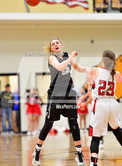 Thumbnail 1 in Pangburn vs. Bigelow (AAA 2A District Playoff) photogallery.