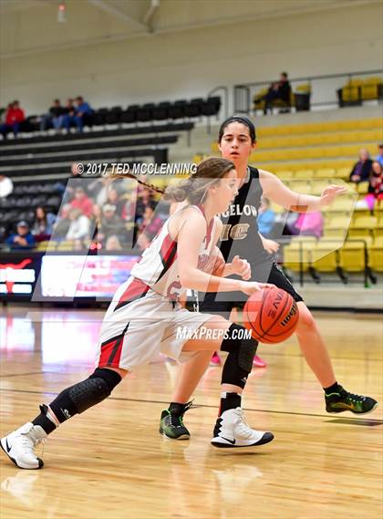 Thumbnail 2 in Pangburn vs. Bigelow (AAA 2A District Playoff) photogallery.