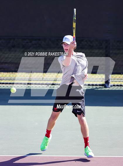 Thumbnail 2 in Lake Travis vs Memorial (UIL 6A Team Tennis Semifinal) photogallery.