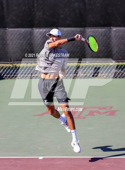 Thumbnail 2 in Lake Travis vs Memorial (UIL 6A Team Tennis Semifinal) photogallery.