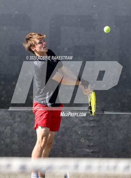 Thumbnail 3 in Lake Travis vs Memorial (UIL 6A Team Tennis Semifinal) photogallery.