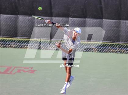 Thumbnail 3 in Lake Travis vs Memorial (UIL 6A Team Tennis Semifinal) photogallery.