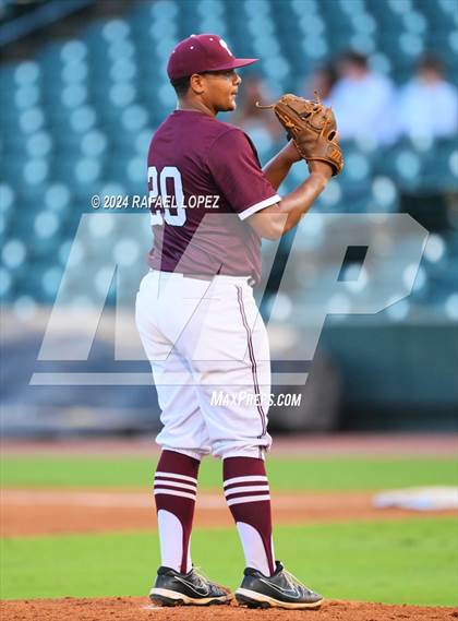 Thumbnail 2 in Cy-Fair vs. Pearland (UIL Baseball 6A Region 3 Regional Final) photogallery.
