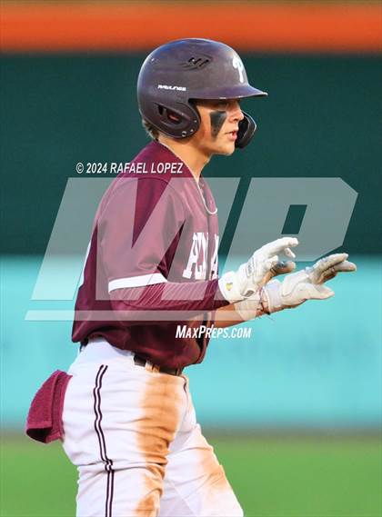 Thumbnail 2 in Cy-Fair vs. Pearland (UIL Baseball 6A Region 3 Regional Final) photogallery.
