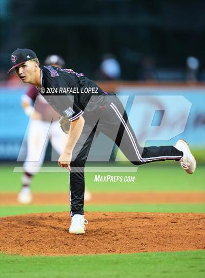 Thumbnail 2 in Cy-Fair vs. Pearland (UIL Baseball 6A Region 3 Regional Final) photogallery.