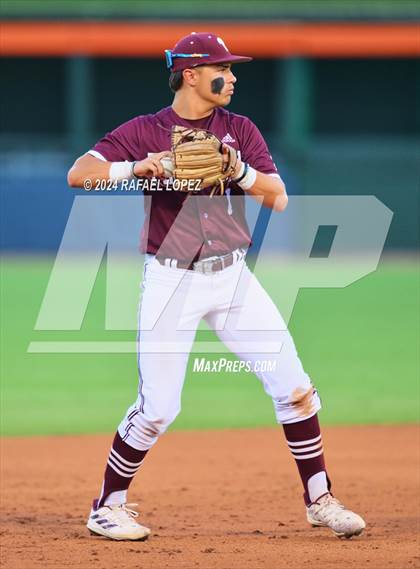 Thumbnail 3 in Cy-Fair vs. Pearland (UIL Baseball 6A Region 3 Regional Final) photogallery.