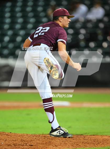 Thumbnail 2 in Cy-Fair vs. Pearland (UIL Baseball 6A Region 3 Regional Final) photogallery.