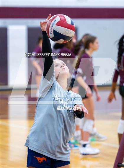 Thumbnail 1 in Sachse @ Wylie photogallery.