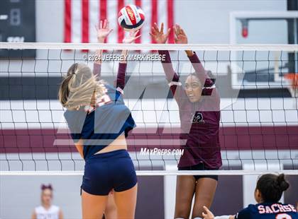 Thumbnail 1 in Sachse @ Wylie photogallery.