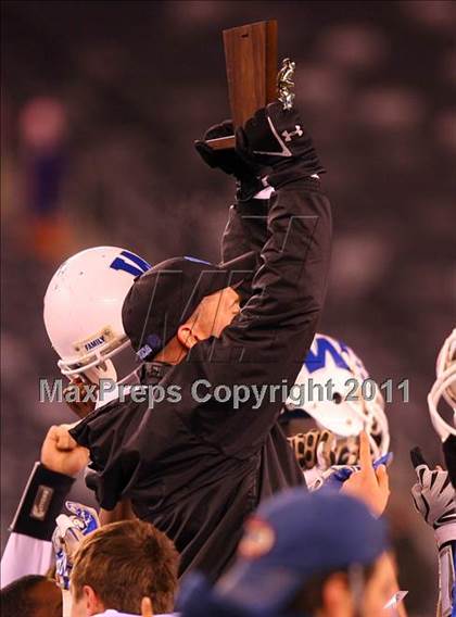 Thumbnail 2 in Mountain Lakes vs. Wallington (NJSIAA North 1 Group 1 Final) photogallery.