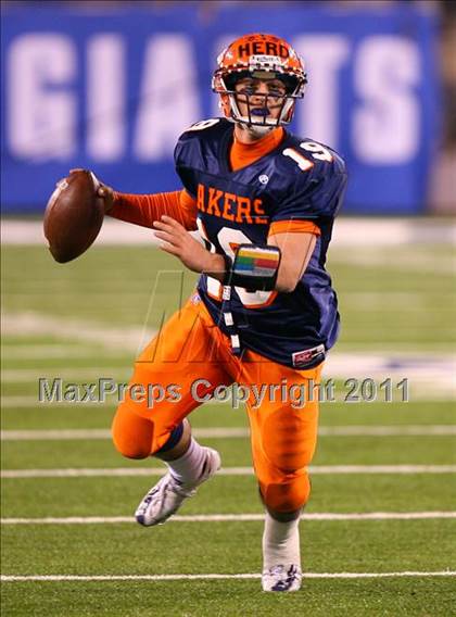 Thumbnail 3 in Mountain Lakes vs. Wallington (NJSIAA North 1 Group 1 Final) photogallery.